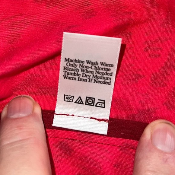 NWT Coldwater Creek Women's Sz L Petite Top Red With Grey Geometric Patterns - Picture 6 of 12